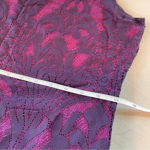 Lace Dress Pink Purple Knit Overlay Size M - Picture 8 of 9